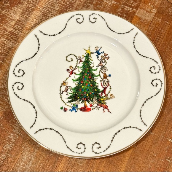 Dr. Seuss | Holiday | The Whos Decorating A Christmas Tree 5 Dinner Plate Dr Seuss The Grinch ...